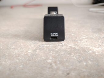 Predám sadu nabíjačiek KLARUS a XTAR - 6