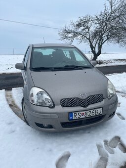 Toyota yaris - 6