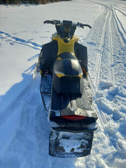 Ski-Doo 600 r.v. 2012 - 6