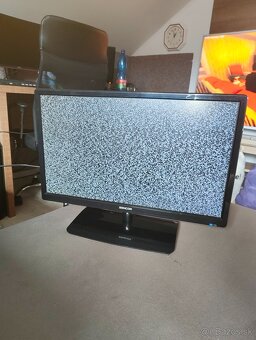 Predám PlayStation 3 (PS3) + hra The Last of Us - 6