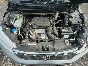 Suzuki Vitara 1.4 hybrid 4x4 - 6