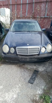 Mercedes Benz E 240 125kw - 6