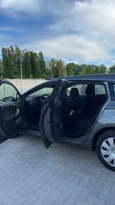 Opel Astra Sports Tourer+ 9700€ z DPH - 6