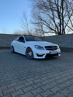 MERCEDES BENZ C63 AMG 2011 6.2 V8 400KW COUPE/PANO/KEYLESS - 6
