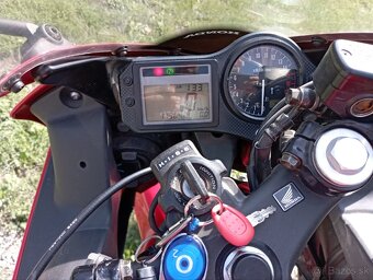 Honda CBR 600 F - len 11900km - 6