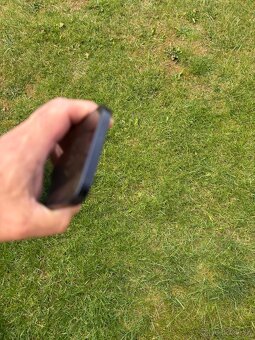 iphone 12 black 64gb - 6