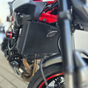 Kawasaki Z900 - 35kW - 2025 - iba 9500 km - 6