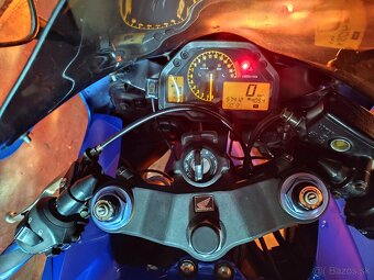 Honda CBR 600 RR - 6