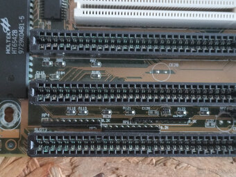 ASUS P,I-P55T2P4rev.3.10 - 6