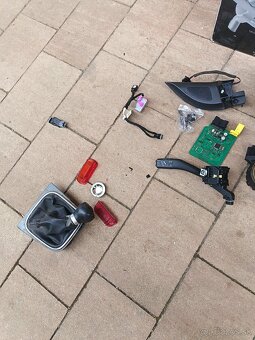 Predám diely na golf 5 - 6