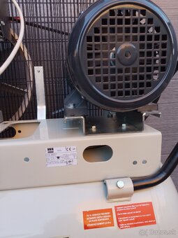 Schneider kompresor 650/90 NOVY - 6