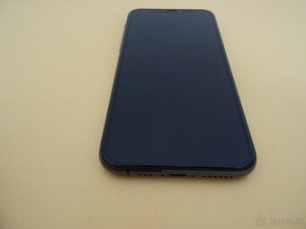 iPhone 11 PRO 256GB GRAY - ZÁRUKA 1 ROK - 100% BATERIA - 6
