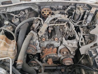 Jeep cherokee KJ 2.8 CRD ND - 6