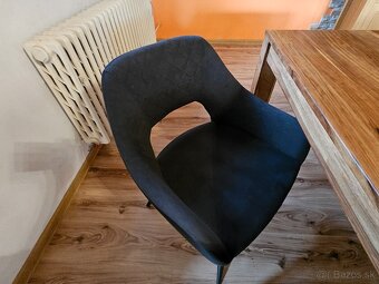 Jedalensky stol masiv +4 stolicky - 6