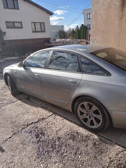 Audi A6 - 6