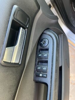 Rozpredám na diely Ford C-Max Focus mk2 mk1 - 6