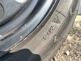 5x112 R16 + zánovné zimné pneu Goodyear - 6