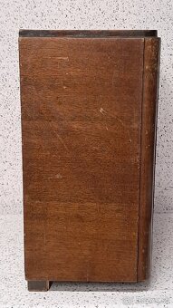 30 ROKY - REPRODUKTOR / Dr. NESPER CABINETT - 6