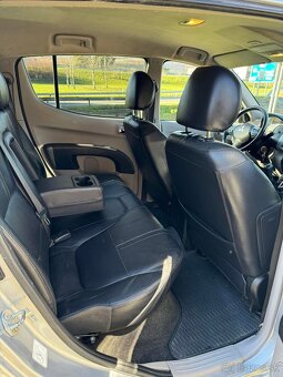 Mitsubishi L200 - 6