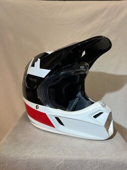Prilba FOX V3 veľkosť M - 6