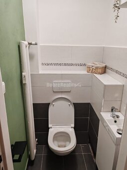 PRENÁJOM: VEĽKÝ 3 IZBOVÝ BYT S BALKÓNOM, CENTRUM - 6