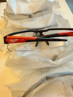 MILWAUKEE - OCHRANNÉ OKULIARE - 6