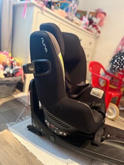 Nuna autosedačka PRYM 2021 caviar (3185.003) - 6