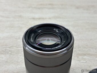 Sony SEL 18-55mm f/3.5-5.6 - 6