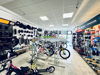 Prenájom obchodný priestor 112 m2, Jarková ul. - 6