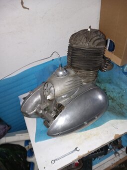 Motor jawa 250 353 - 6