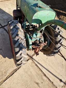 Traktor Pf-62 - 6