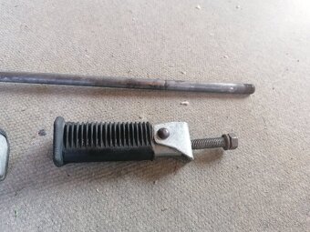 Stupačky na CZ 175/ 487 - 6