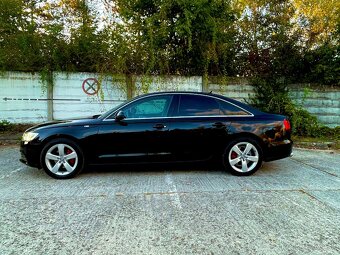Audi A6 sedan 2 L - 6