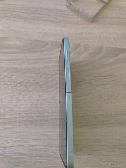 Samsung galaxy z flip6 - 6