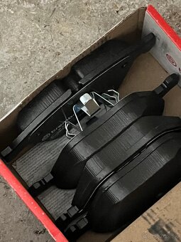 Brzdy Brembo (kotúče a platničky) - 6