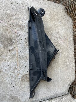 Ľavá strana kapotáže Suzuki GSX-R 1000 K7 K8 - 6