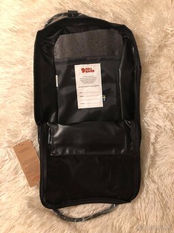 Batoh Fjällräven Kanken čierny s čiernymi prvkami - 6