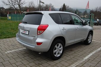 Toyota RAV4 2.0 benzín - 6