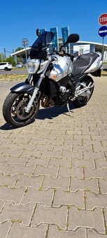 Suzuki GSR 600 - 6