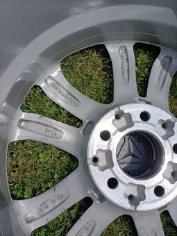 1ks Original Mercedes disk R17 - 6