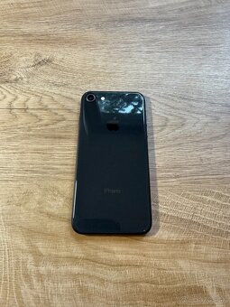 Apple iPhone 8 Space Black 128GB - 6