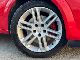 Opel Astra H GTC 2.0 TURBO - 6