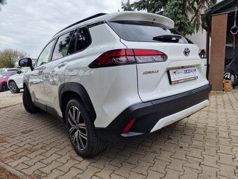 Toyota Corolla Cross 1.8 Hybrid Style e-CVT 140k (v Záruke) - 6