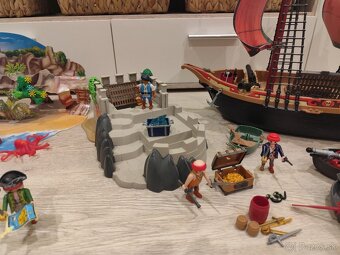Obrovská Pirátska loď a ďalšie časti PLAYMOBIL - 6