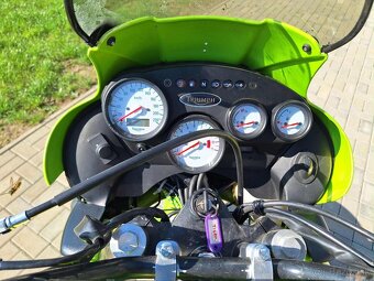 Triumph Tiger 955i - 6