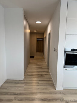 PANORAMA Nitra, novostavba, garážové státie, balkón - 6