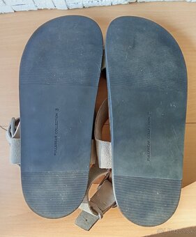 Pull & Bear sandále v.40 - 6
