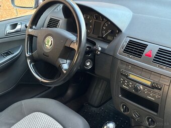 Škoda Fabia 2004 - 6