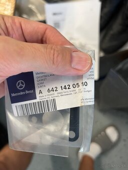 Olejovy chladic mercedes 320 cdi A6421800165 - 6