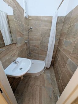 Menší bytík na prenájom, čiastočne zariadený..ihneď volný - 6